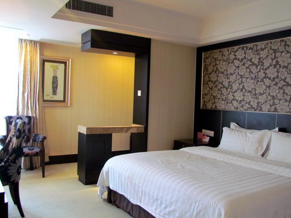 Zhaorui International Hotel Wuhan Zewnętrze zdjęcie