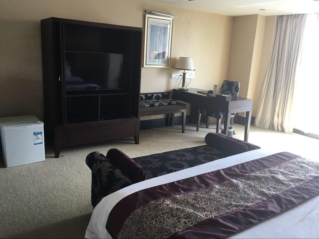 Zhaorui International Hotel Wuhan Zewnętrze zdjęcie