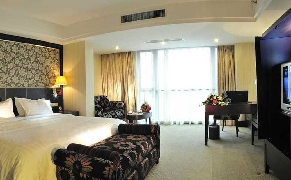 Zhaorui International Hotel Wuhan Zewnętrze zdjęcie