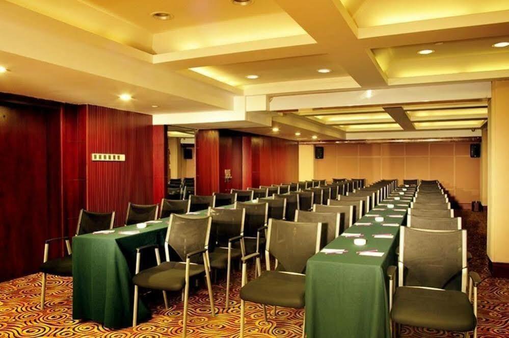 Zhaorui International Hotel Wuhan Zewnętrze zdjęcie